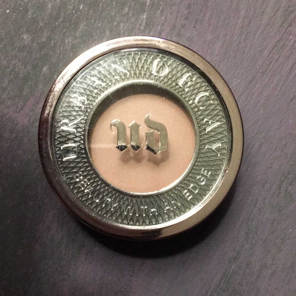 Urban decay eyeshadow single Tease